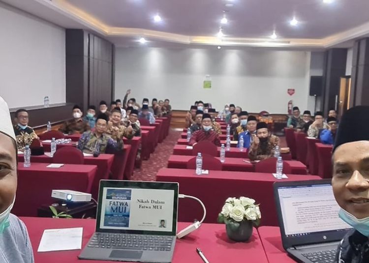 Ketua Komisi Fatwa MUI Jatim Jelaskan Realitas dan Dampak Nikah Beda Agama