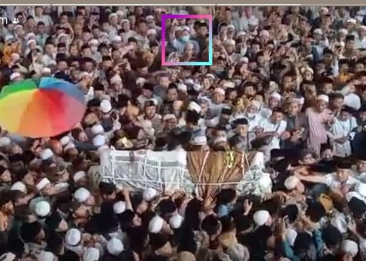 Jenazah Yang Disaksikan Banyak Mata