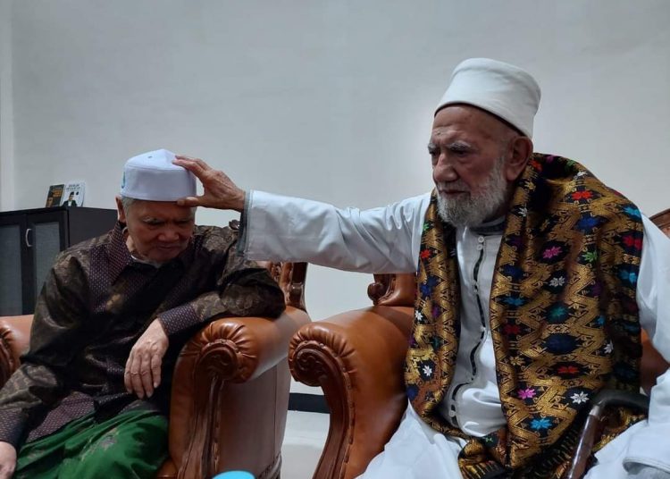 Kitab ketua MUI Akan Dikaji  Syaikh Abdul Aziz di Al-Azhar