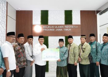 MUI Jatim Terima Donasi Kemanusiaan Palestina dari MUI Tulungagung