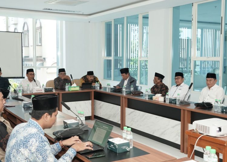 MUI Pusat Dorong Peningkatan Kualitas Manajemen melalui Monitoring dan Evaluasi di Jawa Timur