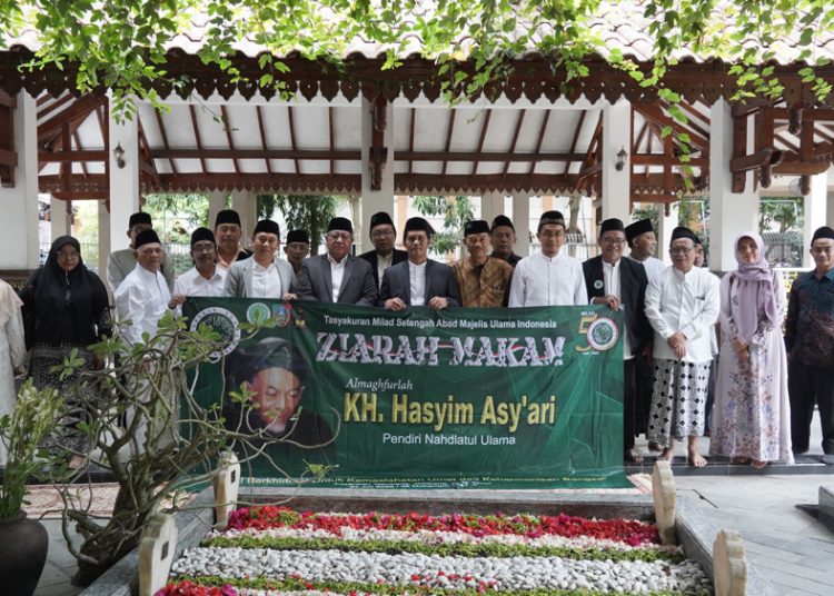 Ziarah ke Makam KH Hasyim Asy’ari, MUI Serap Spirit Keulamaan Jelang Milad ke-50