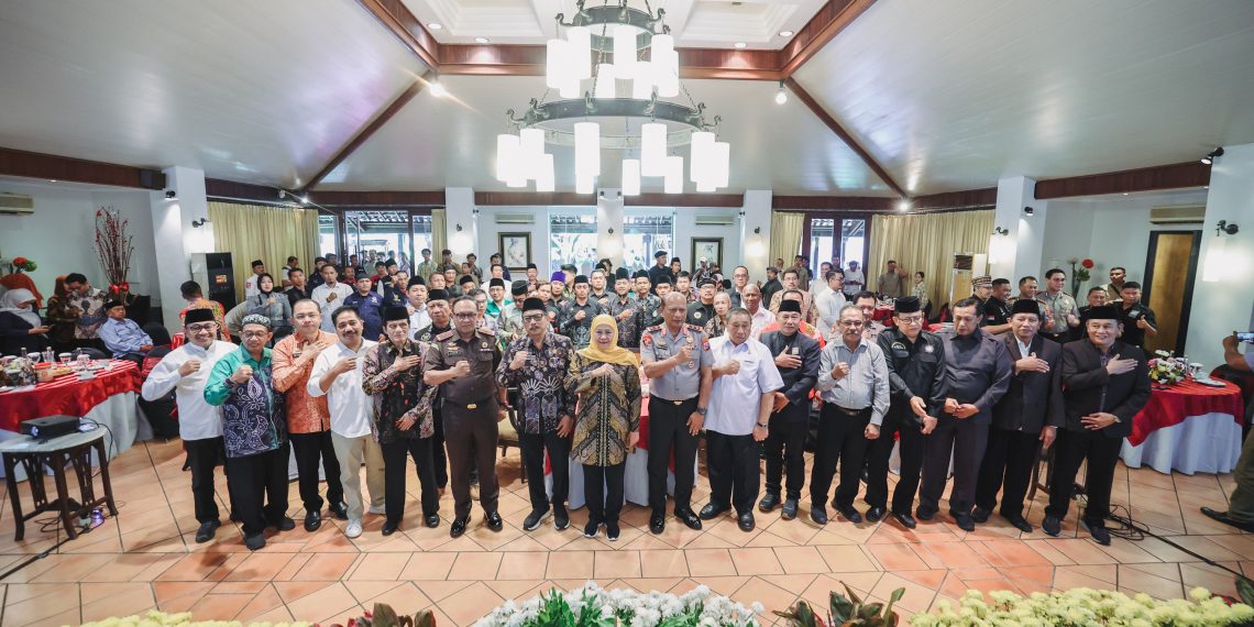 Hadiri Dialog Kebangsaan Polda, Ketua Umum MUI Jatim Tekankan Pentingnya Islam Wasatiyah