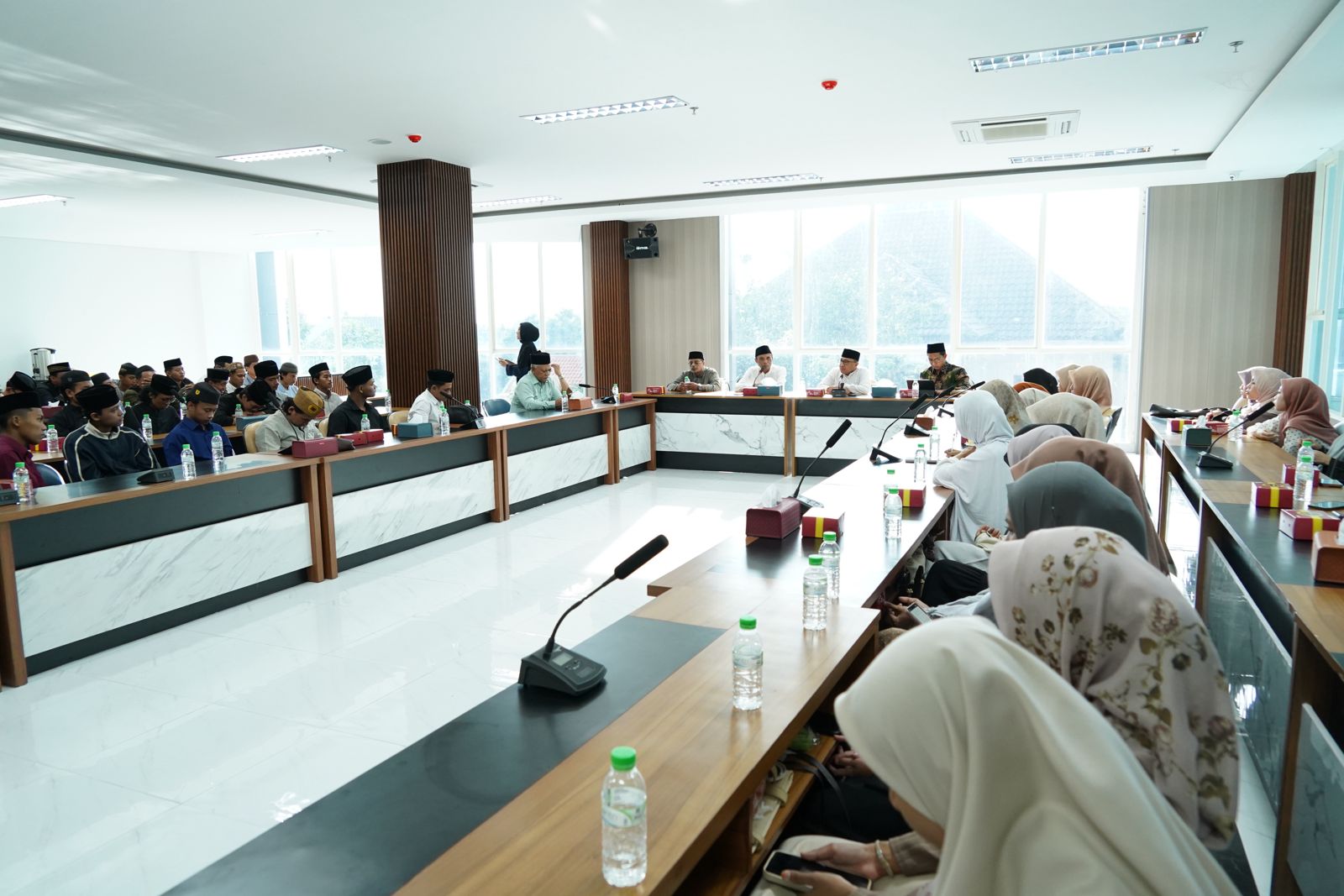 MUI Jatim Gelar Monev dan Pembinaan Mahasiswa PKU, Fokus Evaluasi Akademik dan Prestasi